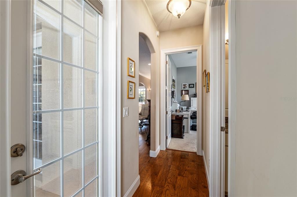 En Venta: $430,000 (4 camas, 3 baños, 2297 Pies cuadrados)