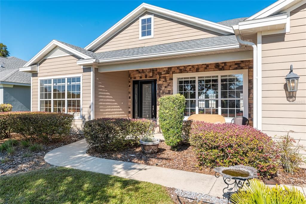 En Venta: $430,000 (4 camas, 3 baños, 2297 Pies cuadrados)