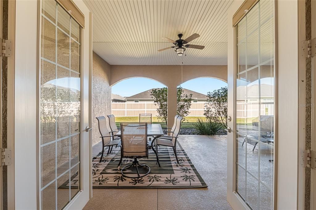 En Venta: $430,000 (4 camas, 3 baños, 2297 Pies cuadrados)