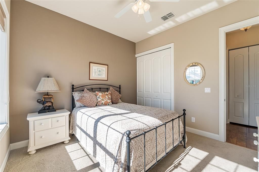 En Venta: $430,000 (4 camas, 3 baños, 2297 Pies cuadrados)