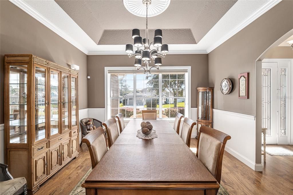 En Venta: $430,000 (4 camas, 3 baños, 2297 Pies cuadrados)