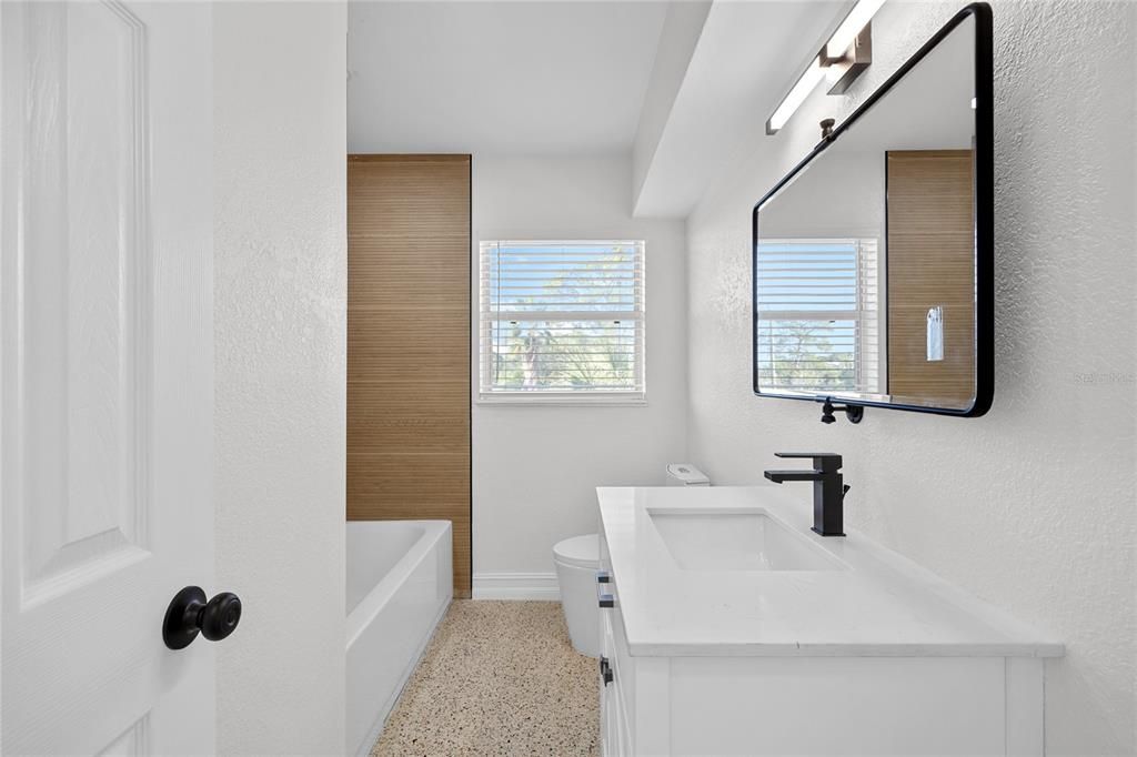 En Venta: $650,000 (3 camas, 2 baños, 1250 Pies cuadrados)