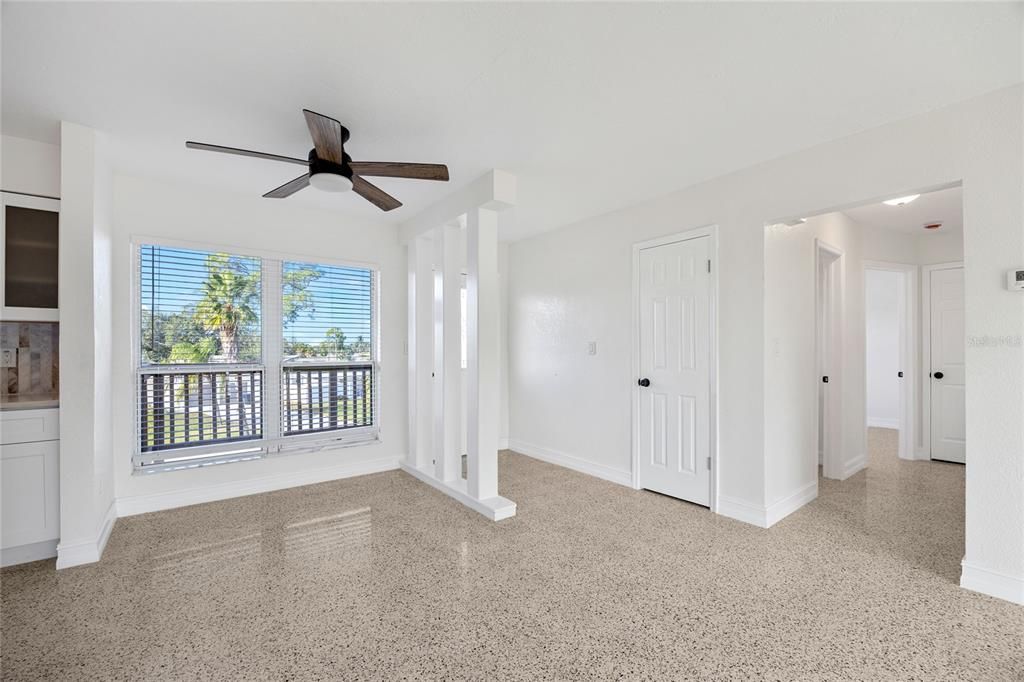 En Venta: $650,000 (3 camas, 2 baños, 1250 Pies cuadrados)