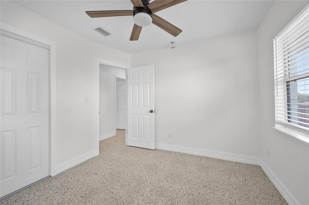 En Venta: $650,000 (3 camas, 2 baños, 1250 Pies cuadrados)