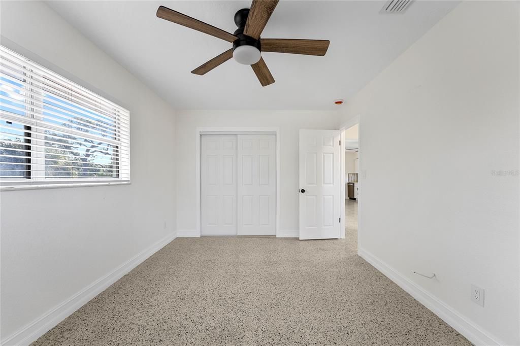 En Venta: $650,000 (3 camas, 2 baños, 1250 Pies cuadrados)