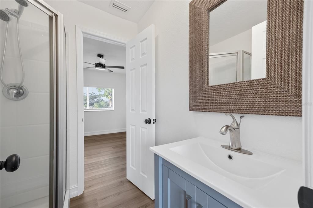 En Venta: $650,000 (3 camas, 2 baños, 1250 Pies cuadrados)