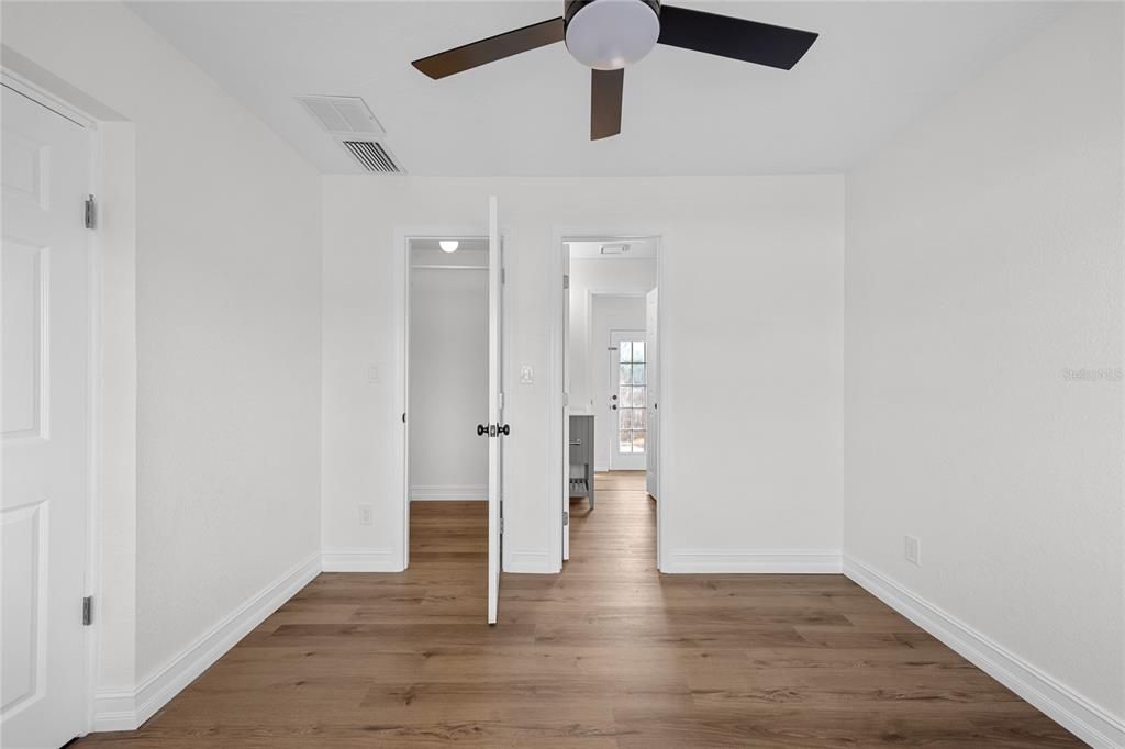 En Venta: $650,000 (3 camas, 2 baños, 1250 Pies cuadrados)