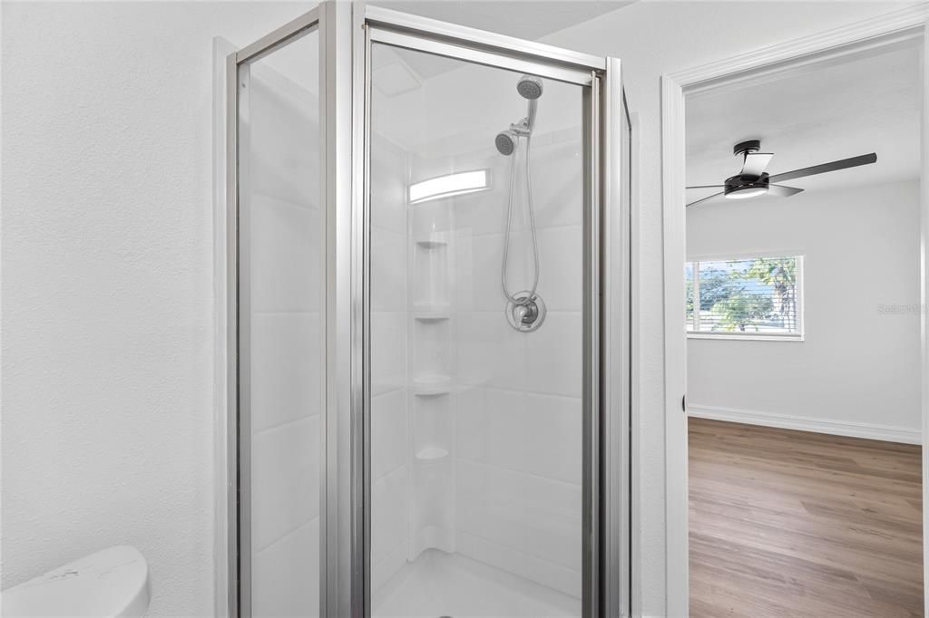 En Venta: $650,000 (3 camas, 2 baños, 1250 Pies cuadrados)