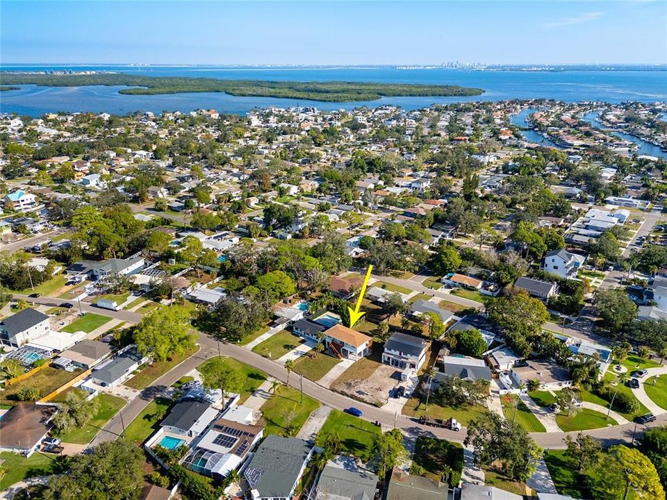 En Venta: $650,000 (3 camas, 2 baños, 1250 Pies cuadrados)