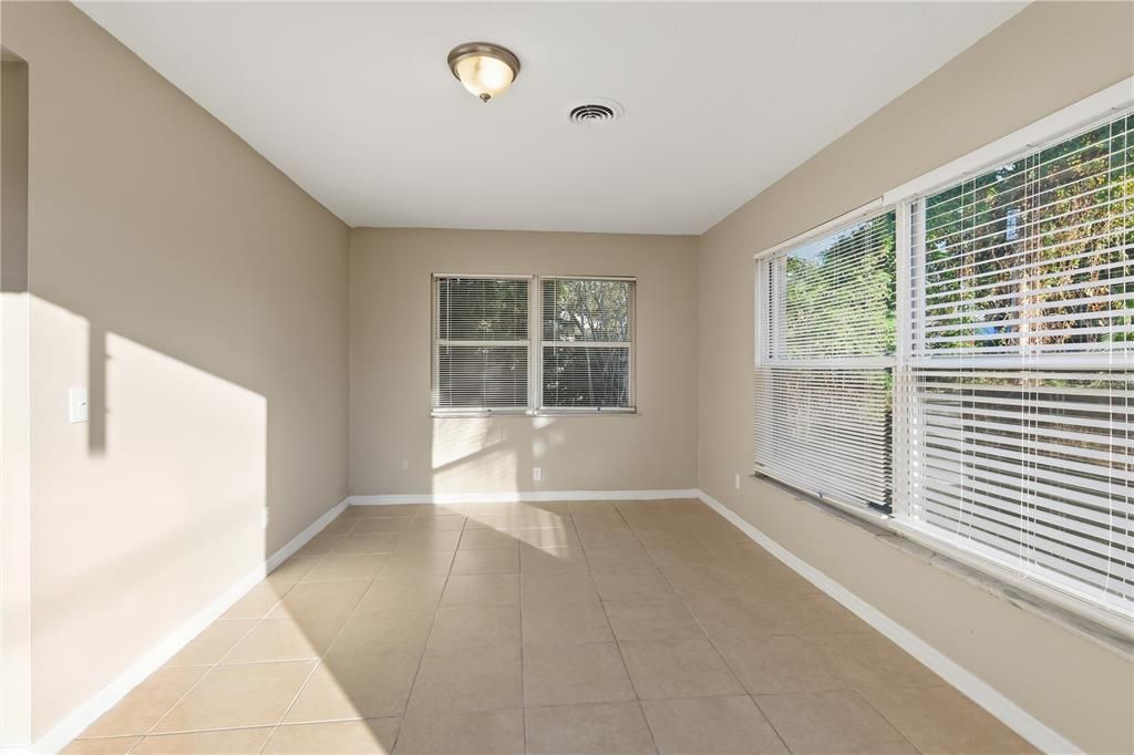 For Sale: $179,900 (4 beds, 2 baths, 1706 Square Feet)