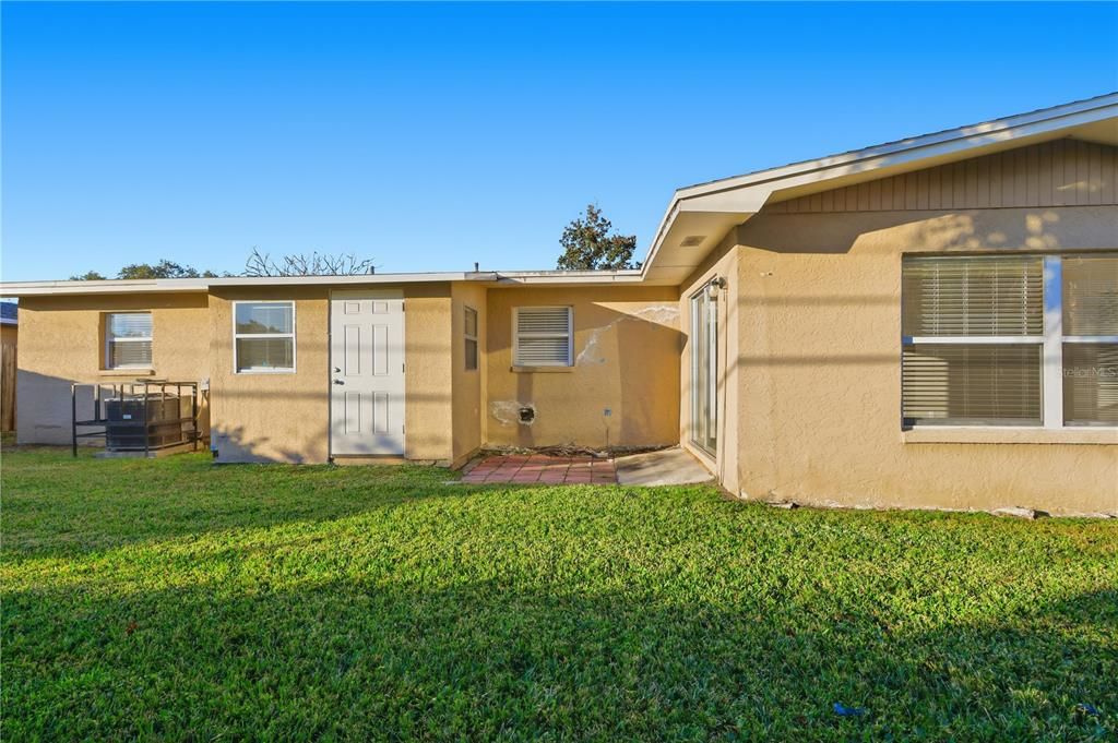 For Sale: $179,900 (4 beds, 2 baths, 1706 Square Feet)