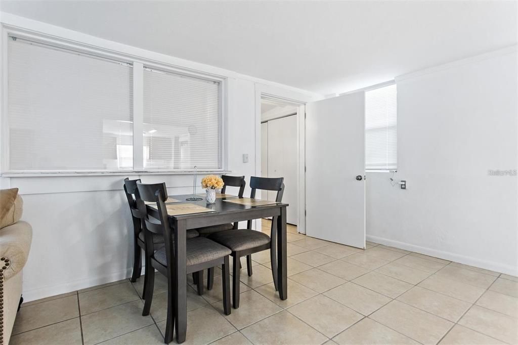 В аренду: $1,450 (1 спален, 1 ванн, 767 Квадратных фут)