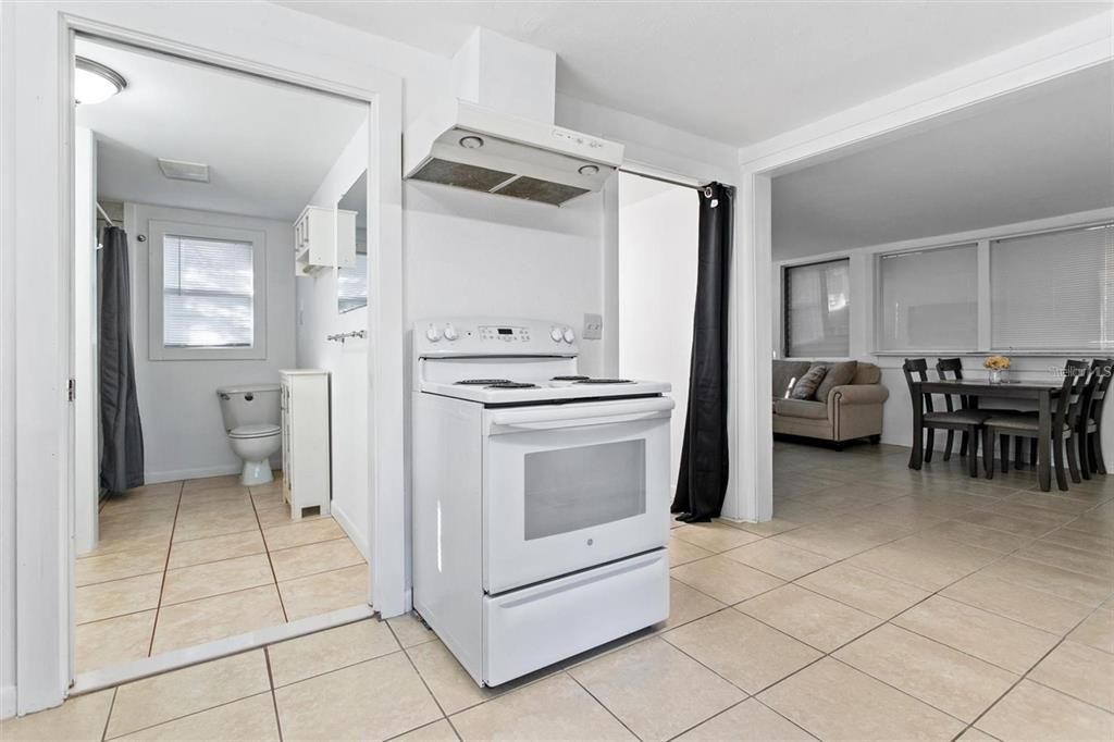 В аренду: $1,450 (1 спален, 1 ванн, 767 Квадратных фут)