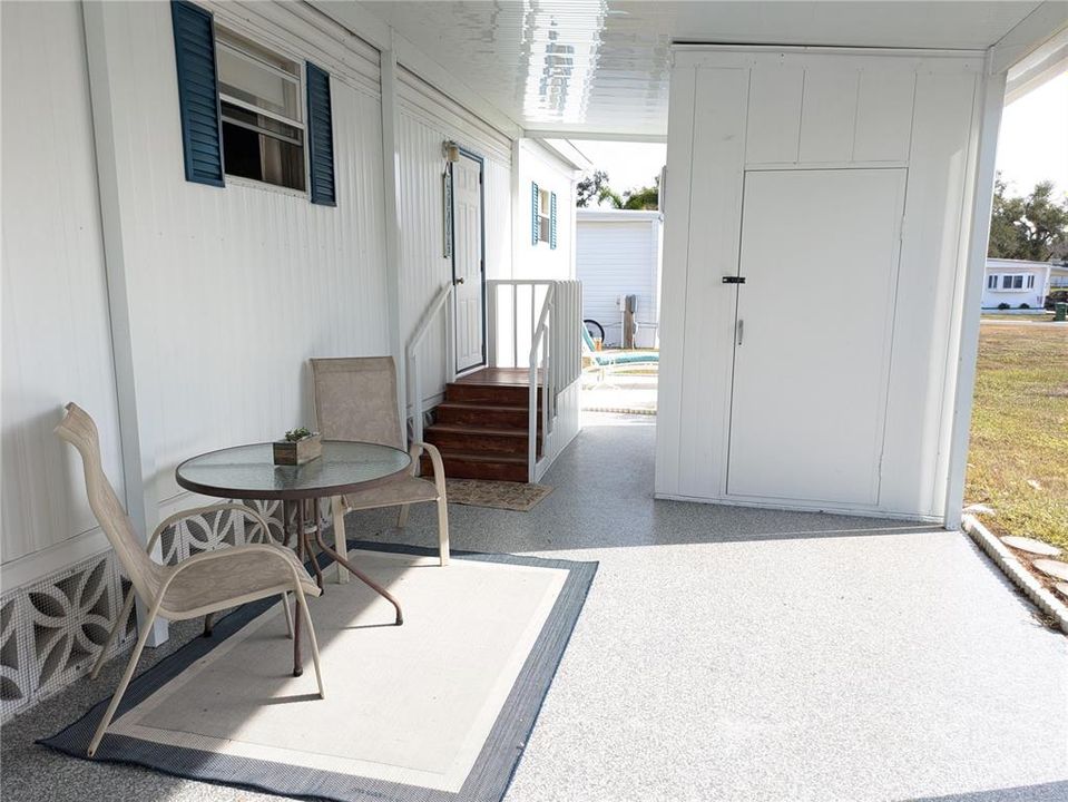 For Sale: $137,000 (2 beds, 1 baths, 665 Square Feet)