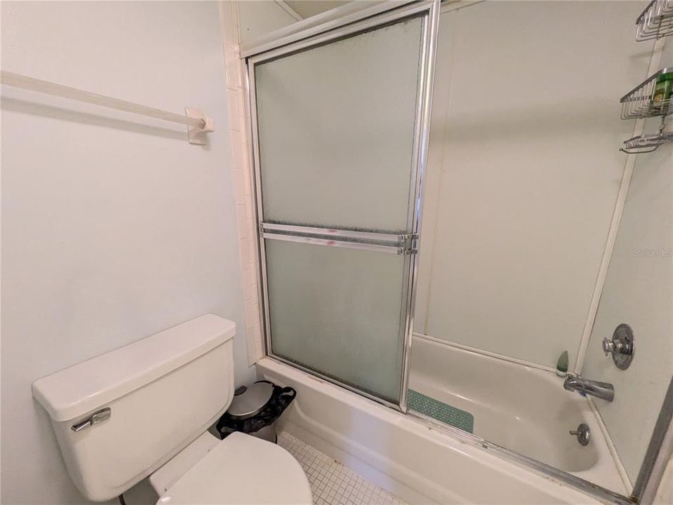 For Sale: $170,000 (2 beds, 2 baths, 1178 Square Feet)