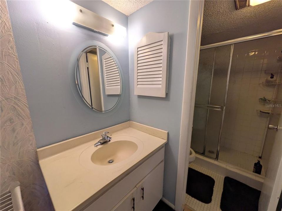 For Sale: $170,000 (2 beds, 2 baths, 1178 Square Feet)