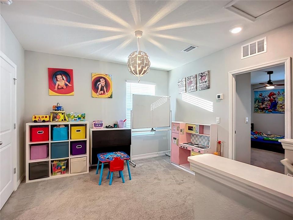 For Sale: $450,000 (4 beds, 2 baths, 2364 Square Feet)