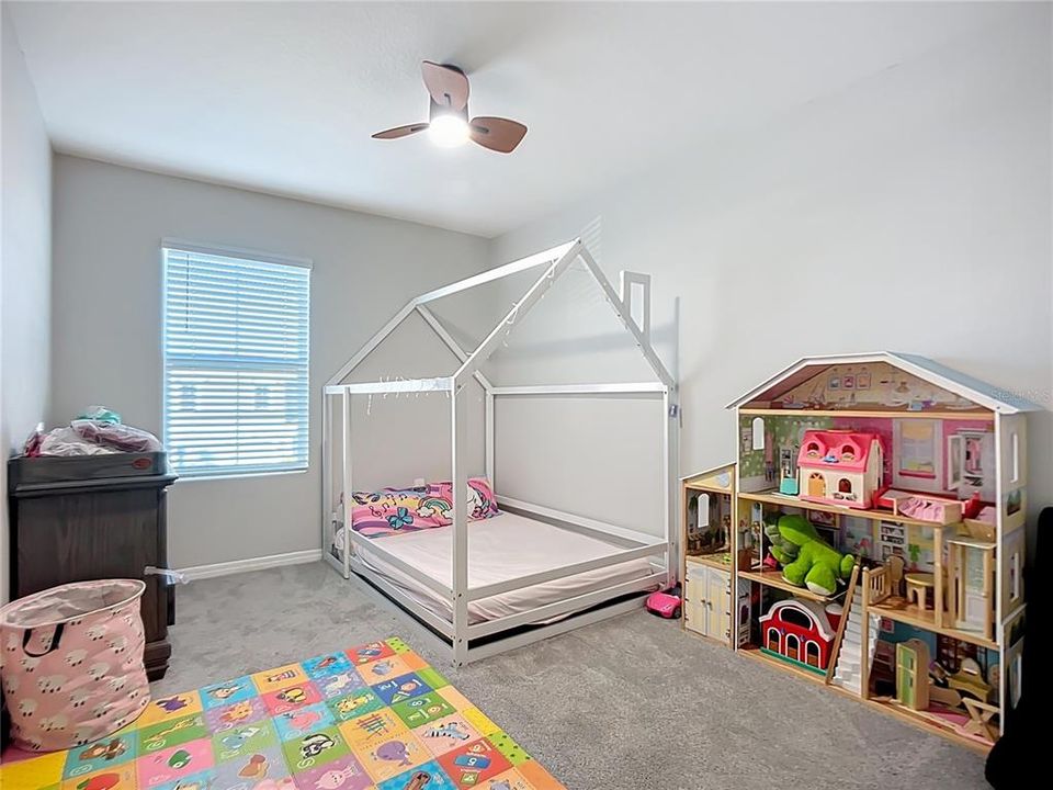 For Sale: $450,000 (4 beds, 2 baths, 2364 Square Feet)