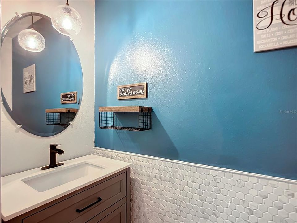 For Sale: $450,000 (4 beds, 2 baths, 2364 Square Feet)