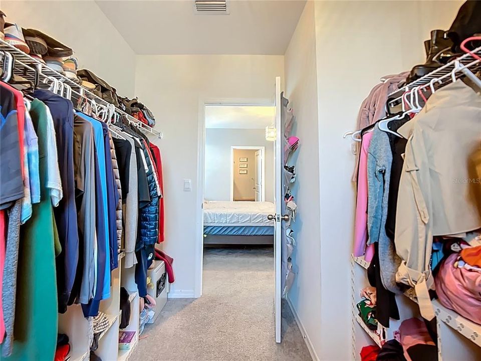 For Sale: $450,000 (4 beds, 2 baths, 2364 Square Feet)