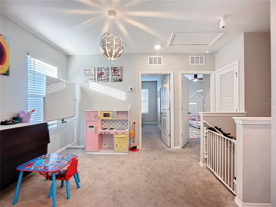 For Sale: $450,000 (4 beds, 2 baths, 2364 Square Feet)