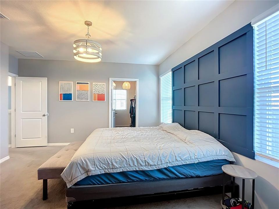 For Sale: $450,000 (4 beds, 2 baths, 2364 Square Feet)