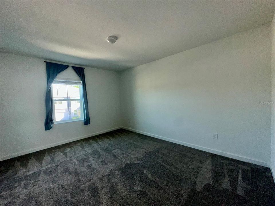 For Rent: $3,199 (5 beds, 4 baths, 3791 Square Feet)