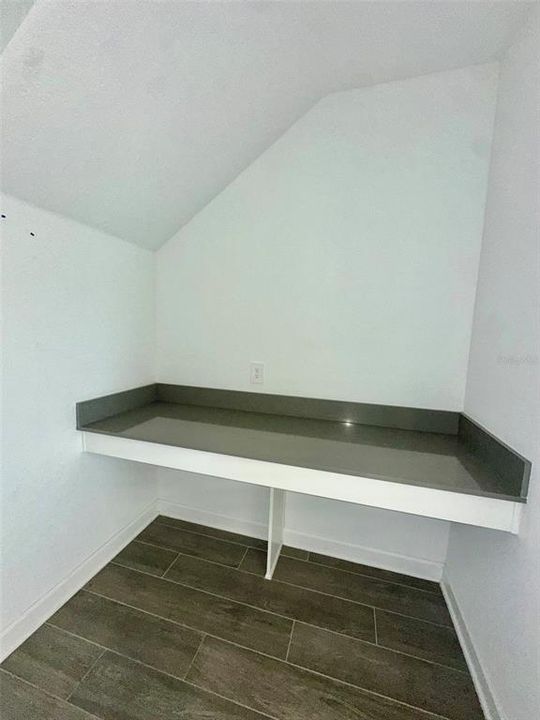 For Rent: $3,199 (5 beds, 4 baths, 3791 Square Feet)