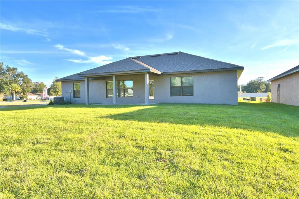 For Sale: $322,423 (3 beds, 2 baths, 1540 Square Feet)