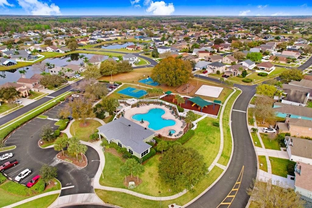 For Sale: $499,900 (4 beds, 3 baths, 2918 Square Feet)