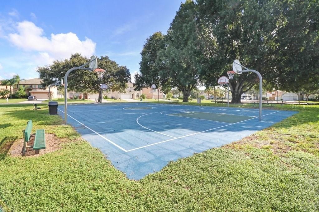 For Sale: $499,900 (4 beds, 3 baths, 2918 Square Feet)