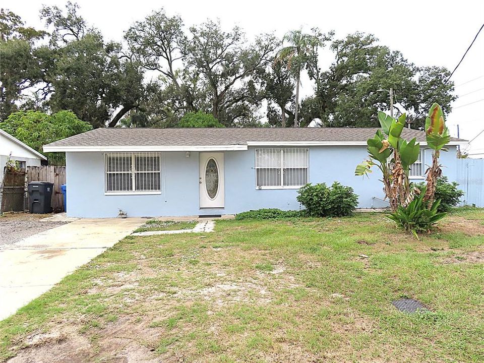 待售: $299,990 (4 贝兹, 2 浴室, 1698 平方英尺)