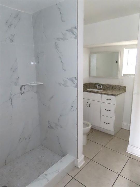 待售: $299,990 (4 贝兹, 2 浴室, 1698 平方英尺)