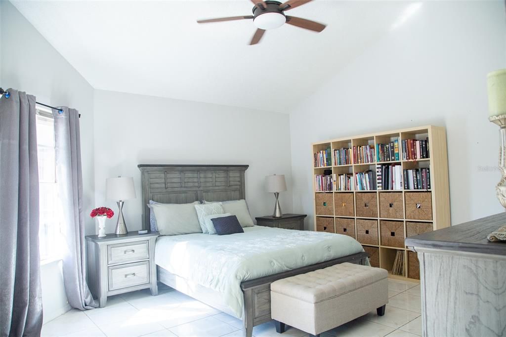 For Sale: $455,000 (4 beds, 2 baths, 1937 Square Feet)