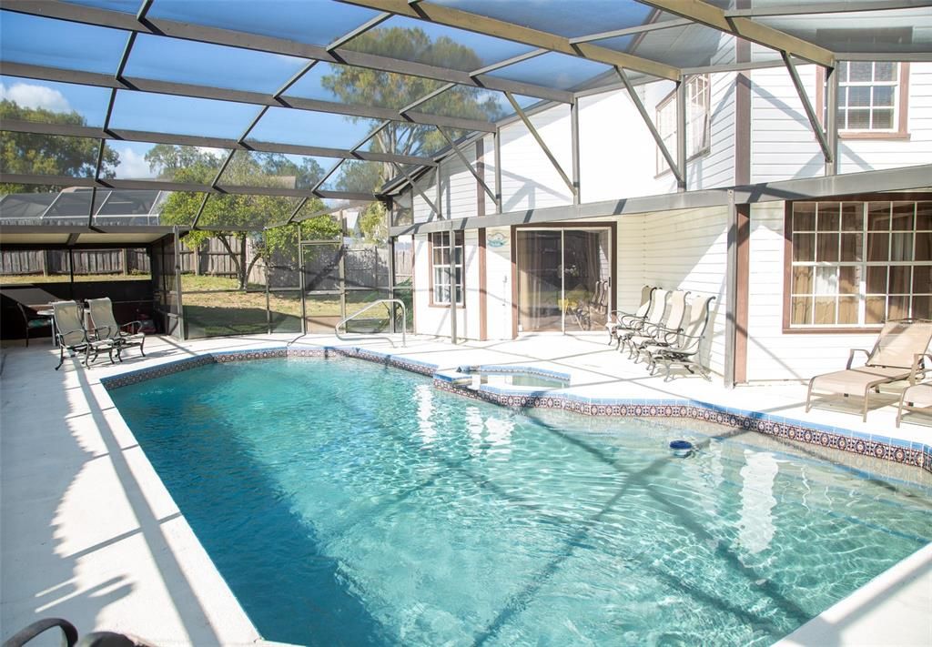 For Sale: $455,000 (4 beds, 2 baths, 1937 Square Feet)