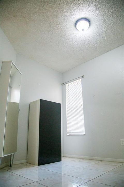 For Sale: $455,000 (4 beds, 2 baths, 1937 Square Feet)