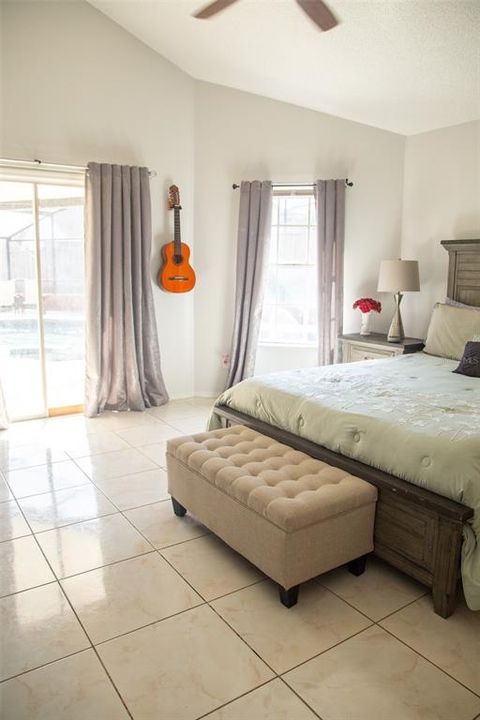 For Sale: $455,000 (4 beds, 2 baths, 1937 Square Feet)