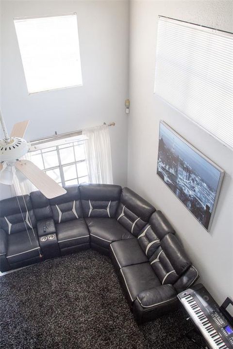 For Sale: $455,000 (4 beds, 2 baths, 1937 Square Feet)