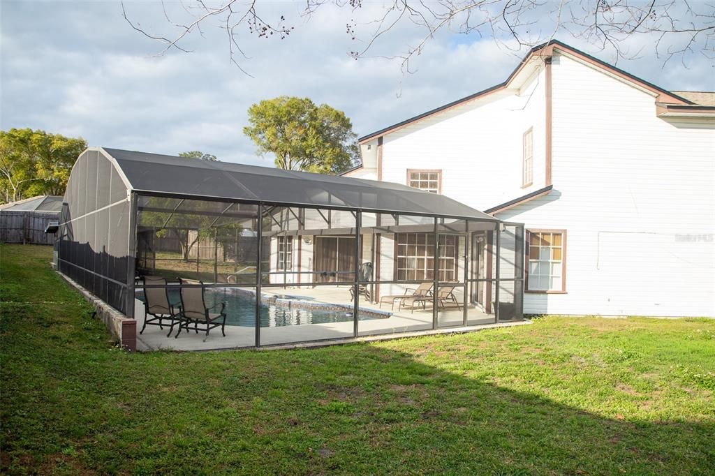 For Sale: $455,000 (4 beds, 2 baths, 1937 Square Feet)