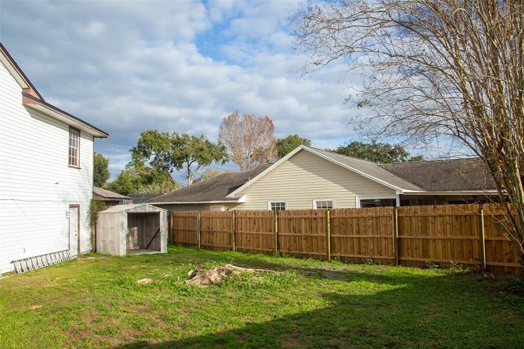 For Sale: $455,000 (4 beds, 2 baths, 1937 Square Feet)