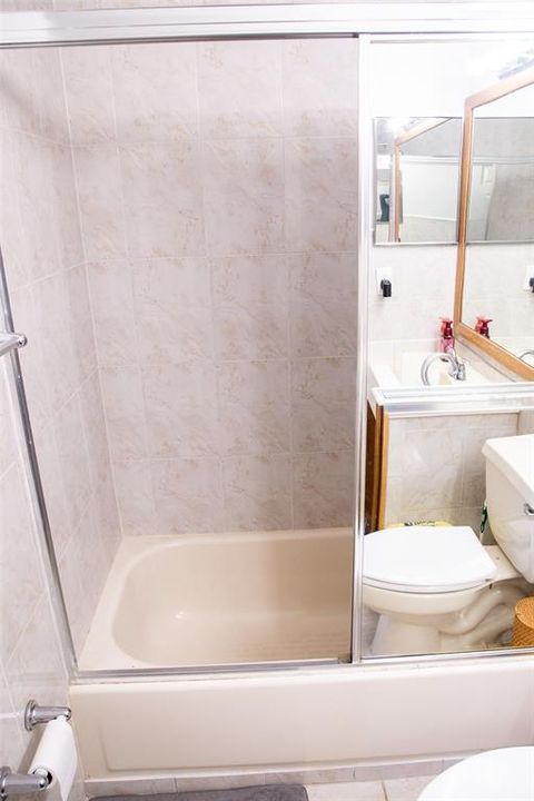 For Sale: $455,000 (4 beds, 2 baths, 1937 Square Feet)