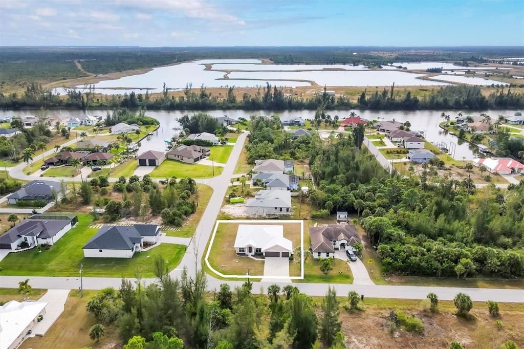 For Sale: $379,900 (4 beds, 2 baths, 2126 Square Feet)