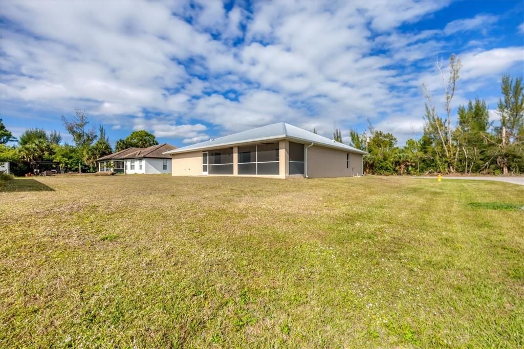 For Sale: $379,900 (4 beds, 2 baths, 2126 Square Feet)