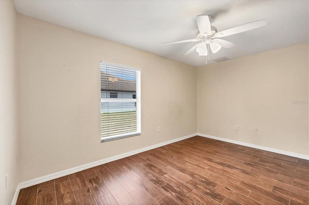 For Sale: $379,900 (4 beds, 2 baths, 2126 Square Feet)