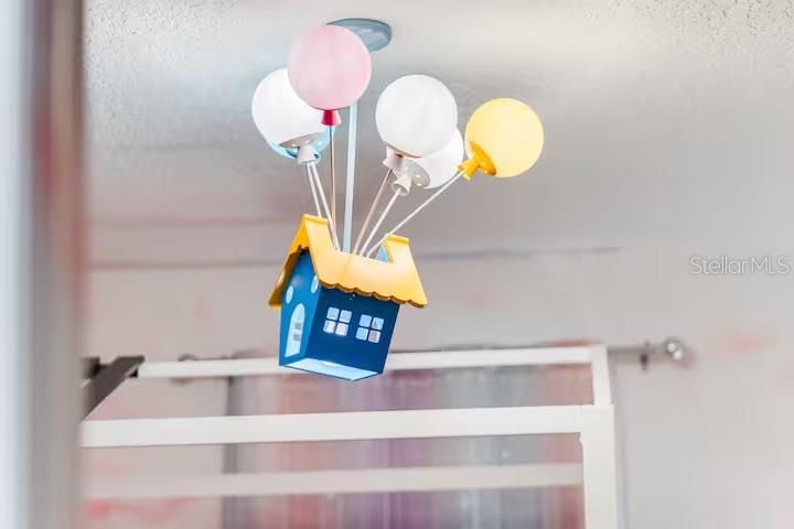 待售: $639,000 (7 贝兹, 6 浴室, 3533 平方英尺)