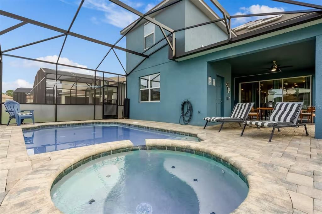 待售: $639,000 (7 贝兹, 6 浴室, 3533 平方英尺)