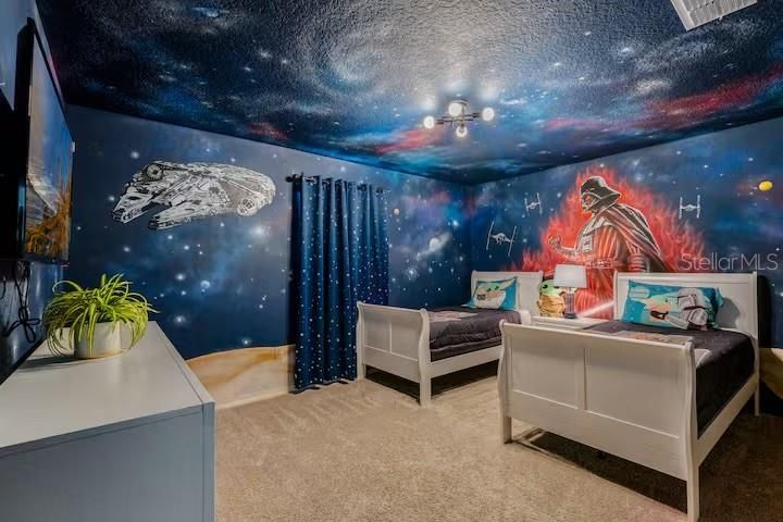 待售: $639,000 (7 贝兹, 6 浴室, 3533 平方英尺)