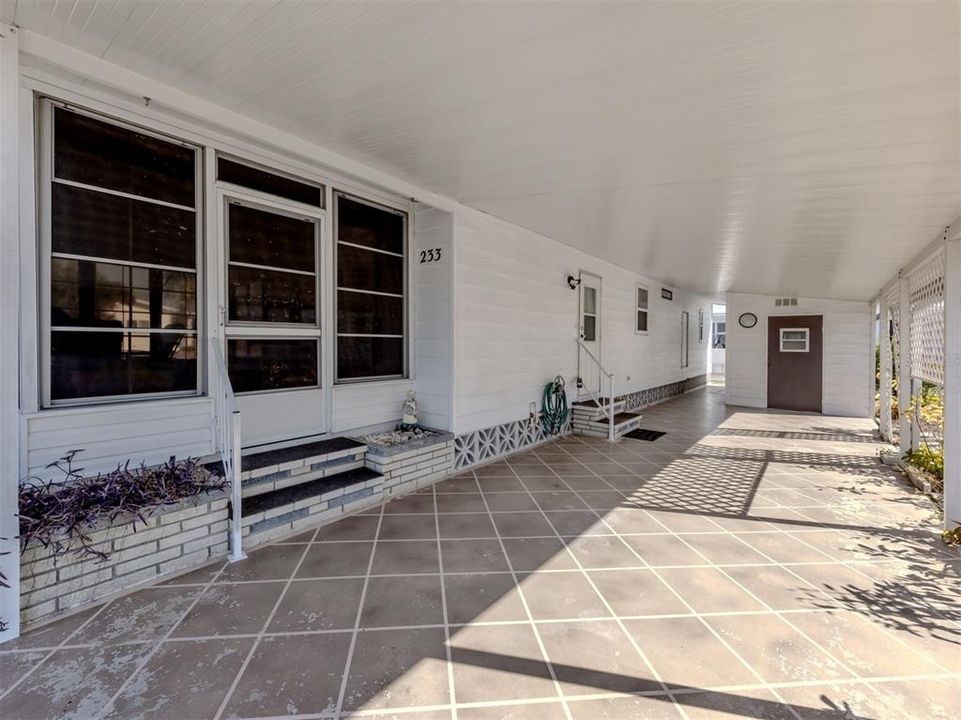 En Venta: $139,900 (2 camas, 2 baños, 1055 Pies cuadrados)