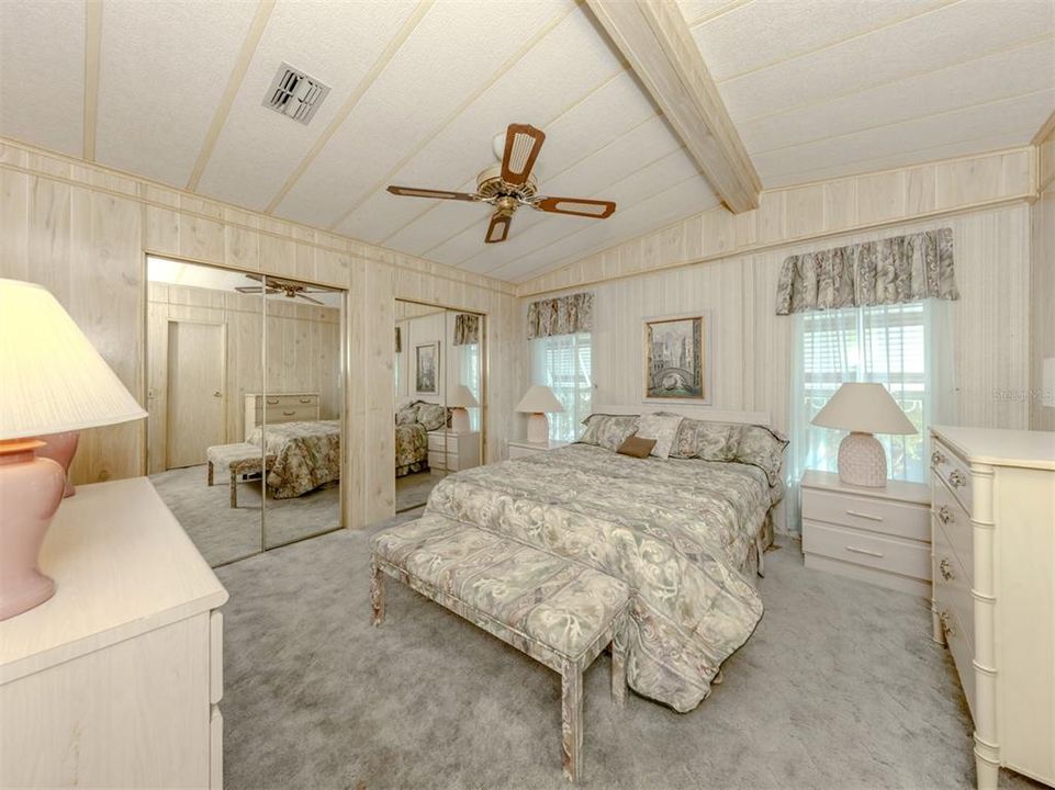 En Venta: $139,900 (2 camas, 2 baños, 1055 Pies cuadrados)