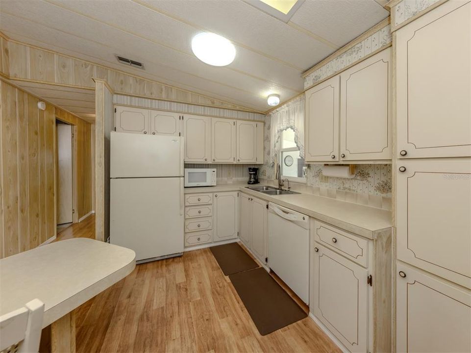 En Venta: $139,900 (2 camas, 2 baños, 1055 Pies cuadrados)